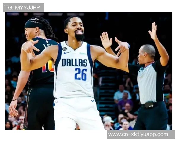 戴维恩米切尔称赞阿德巴约团队凝聚力强调球队团结精神 戴维恩米切尔称赞阿德巴约团队凝聚力强调球队团结精神