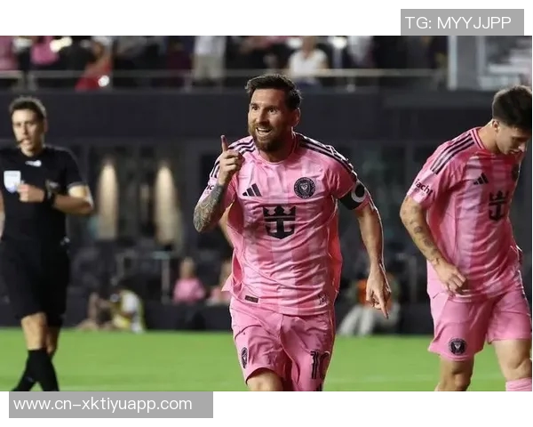 梅西双响助力球队季后赛首战胜利荣膺全场最佳毫无争议 梅西双响助力球队季后赛首战胜利荣膺全场最佳毫无争议