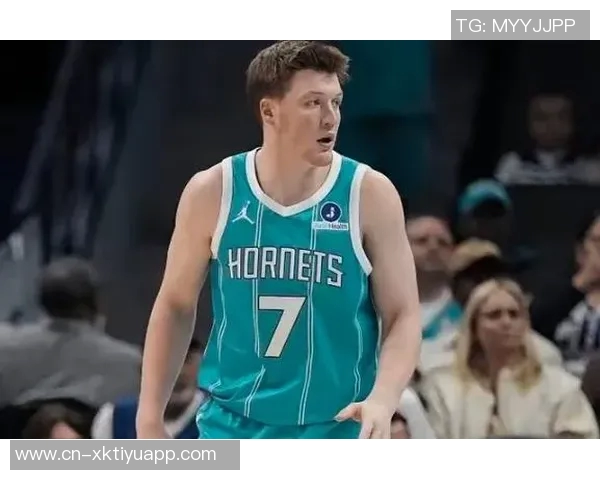 克尼佩尔下半场发力砍下15分全场三分命中率高达55助球队取胜 克尼佩尔下半场发力砍下15分全场三分命中率高达55助球队取胜