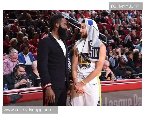 库里幽默回应交通拦截称报名字即可引发网友热议 库里幽默回应交通拦截称报名字即可引发网友热议