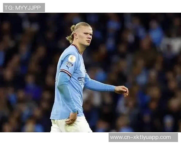 哈兰德分享休闲时光高尔夫球场上尽显运动魅力 哈兰德分享休闲时光高尔夫球场上尽显运动魅力